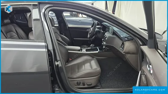 KIA STINGER 2.0 TURBO 2WD