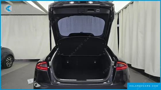 KIA STINGER 2.0 TURBO 2WD