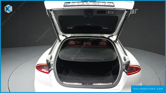 KIA STINGER 3.3 TURBO AWD