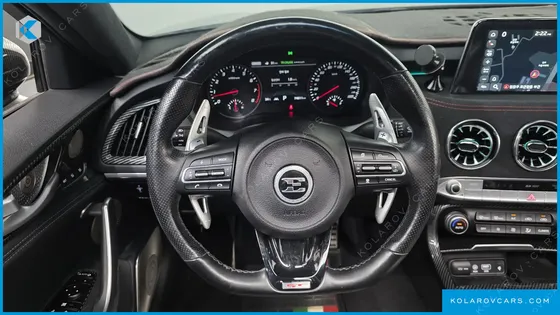 KIA STINGER 3.3 TURBO AWD