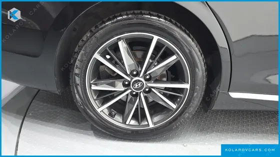 HYUNDAI GRANDEUR 2.5