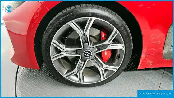 KIA STINGER 3.3 TURBO AWD