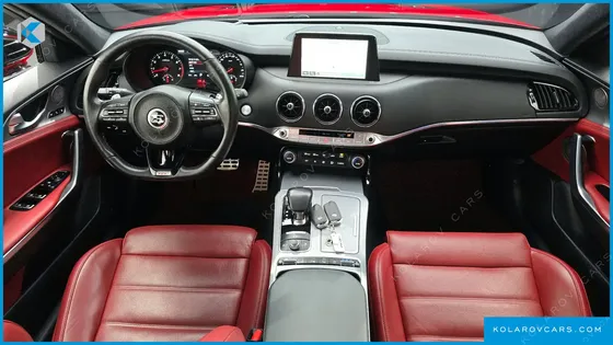 KIA STINGER 3.3 TURBO AWD