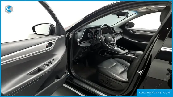HYUNDAI GRANDEUR 3.0 LPI RENT CAR