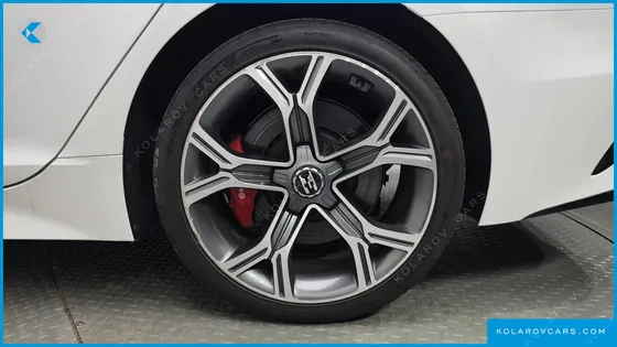 KIA STINGER 2.0 TURBO AWD