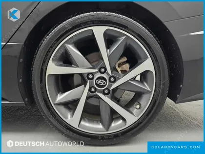 HYUNDAI SONATA 1.6 TURBO