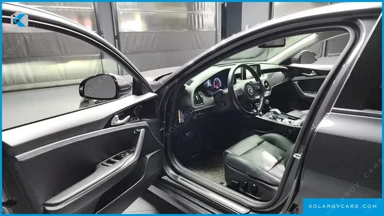 KIA STINGER 2.0 TURBO 2WD