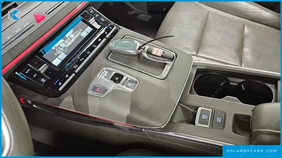 HYUNDAI GRANDEUR 3.3