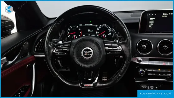 KIA STINGER 3.3 TURBO AWD
