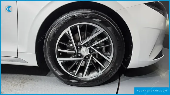 HYUNDAI GRANDEUR 2.5