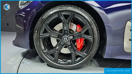 KIA STINGER 2.0 TURBO 2WD