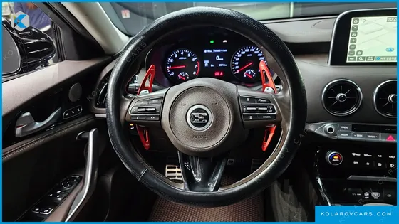 KIA STINGER 2.0 TURBO 2WD