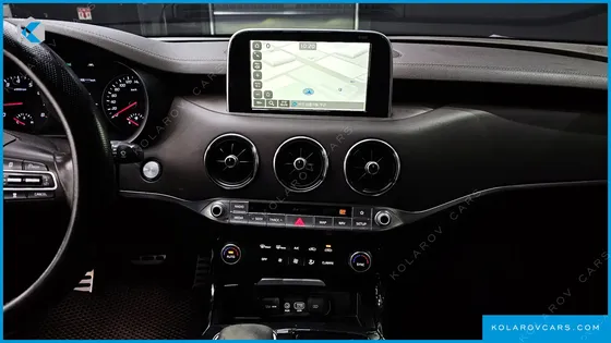 KIA STINGER 2.0 TURBO 2WD