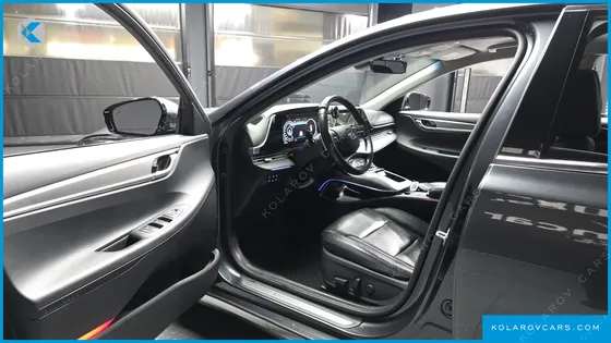 HYUNDAI GRANDEUR 2.5