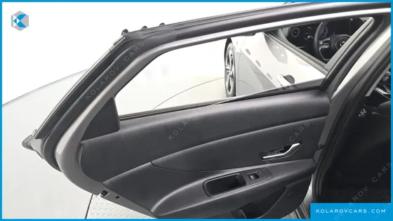 HYUNDAI ELANTRA (AVANTE) SMART