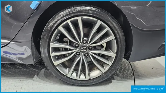 KIA STINGER 2.0 TURBO AWD