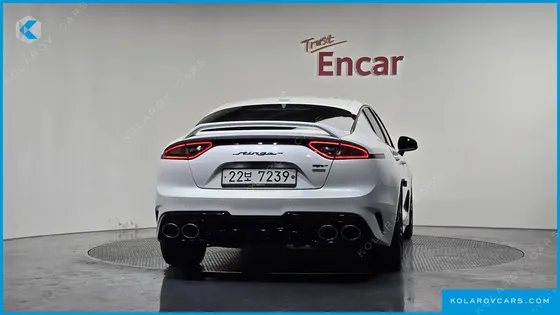 KIA STINGER 2.0 TURBO AWD