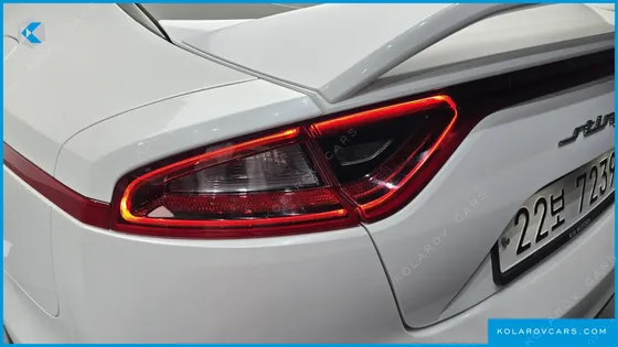 KIA STINGER 2.0 TURBO AWD