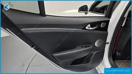 KIA STINGER 2.0 TURBO AWD