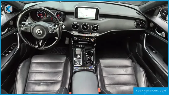 KIA STINGER 2.0 TURBO 2WD