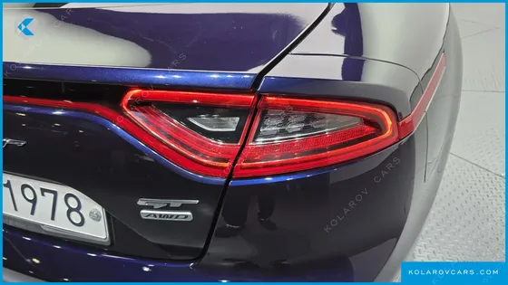 KIA STINGER 2.0 TURBO 2WD