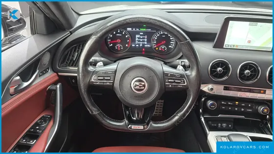 KIA STINGER 3.3 TURBO AWD