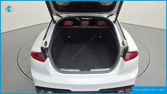 KIA STINGER 3.3 TURBO AWD