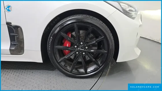 KIA STINGER 3.3 TURBO AWD