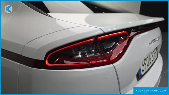 KIA STINGER 3.3 TURBO AWD