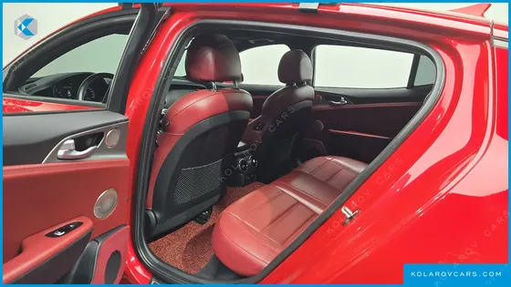 KIA STINGER 3.3 TURBO AWD