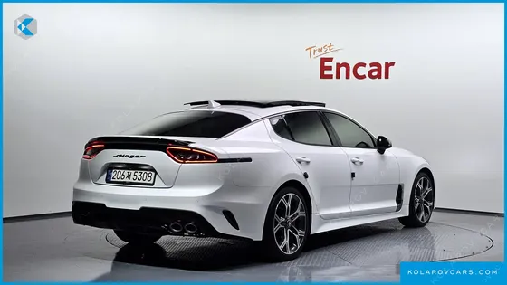 KIA STINGER 2.0 TURBO 2WD