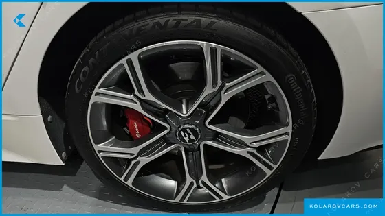 KIA STINGER 2.0 TURBO 2WD
