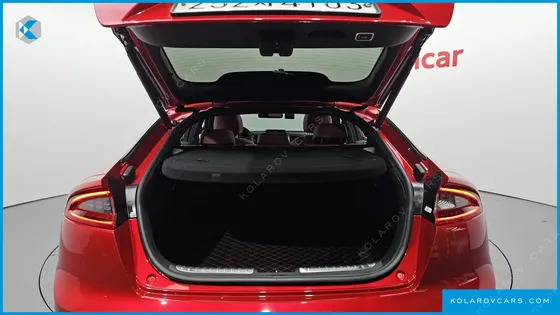 KIA STINGER 3.3 TURBO AWD