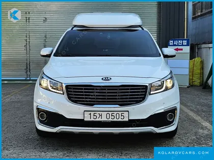 KIA CARNIVAL 9-SEATER HI-LIMOUSINE