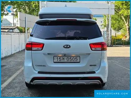 KIA CARNIVAL 9-SEATER HI-LIMOUSINE