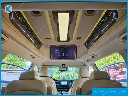 KIA CARNIVAL 9-SEATER HI-LIMOUSINE