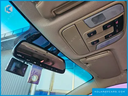 KIA CARNIVAL 9-SEATER HI-LIMOUSINE