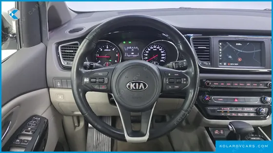 KIA CARNIVAL 9-SEATER PRESTIGE