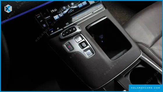 HYUNDAI GRANDEUR 3.0 LPI RENT CAR