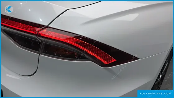 HYUNDAI GRANDEUR 3.0 LPI RENT CAR