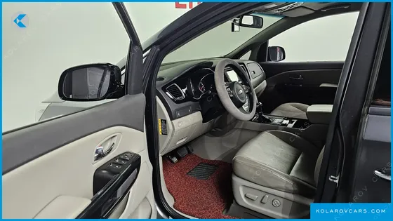 KIA CARNIVAL 9-SEATER PRESTIGE