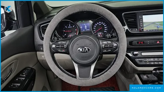 KIA CARNIVAL 9-SEATER PRESTIGE