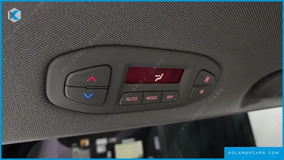 KIA CARNIVAL 9-SEATER PRESTIGE