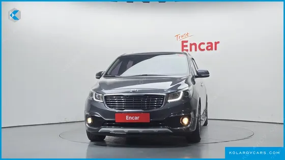KIA CARNIVAL 9-SEATER LUXURY