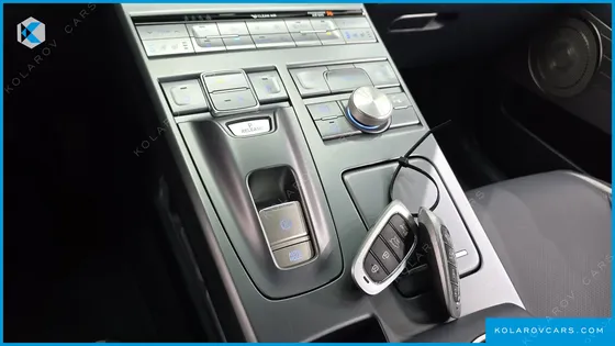 HYUNDAI NEXO MODERN
