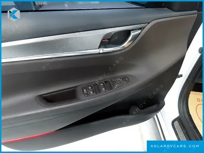 HYUNDAI GRANDEUR 2.5