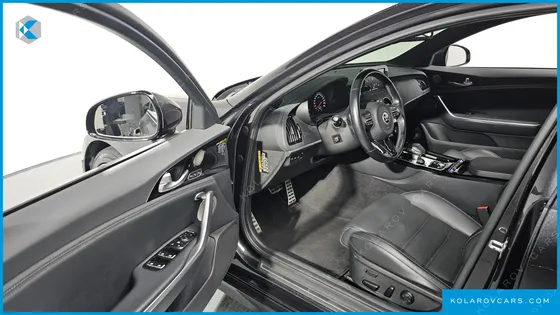 KIA STINGER 2.0 TURBO AWD