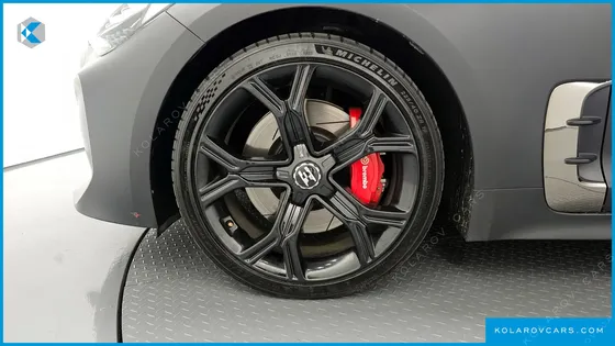 KIA STINGER 3.3 TURBO 2WD