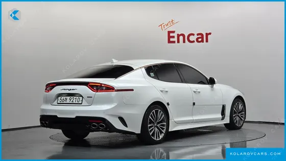 KIA STINGER 2.0 TURBO AWD