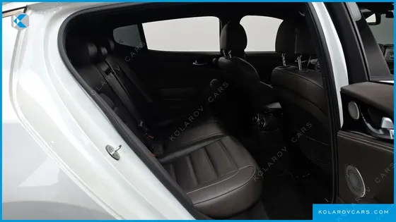 KIA STINGER 2.0 TURBO AWD